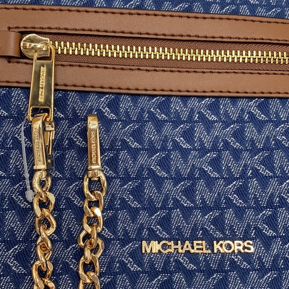 Michael Kors Jet Set Item Large East West Zip Chain Crossbody XBody 
Denim - Picture 14 of 16